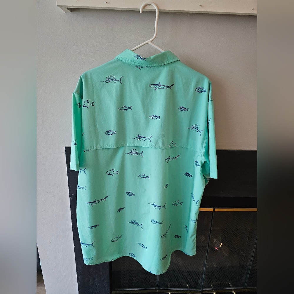 Field And Stream Button Down - Picture 2 of 3